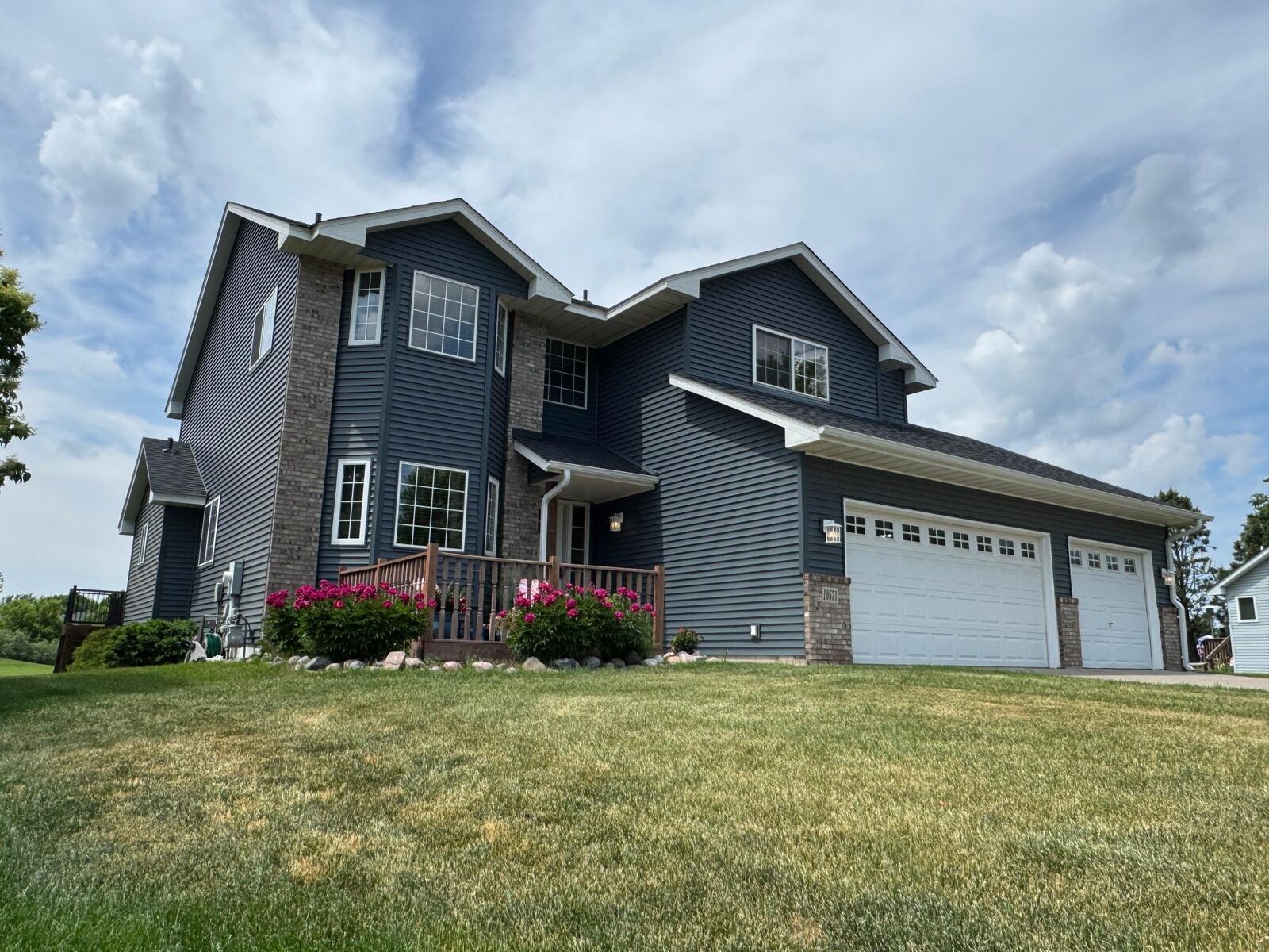 Property Photo: 10571 Karston Avenue NE MN 55301