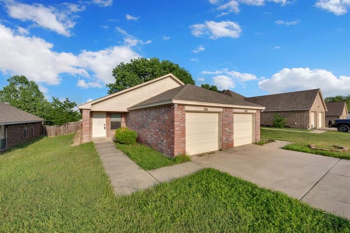 Property Photo:  3151 Karen Street  TX 76116 