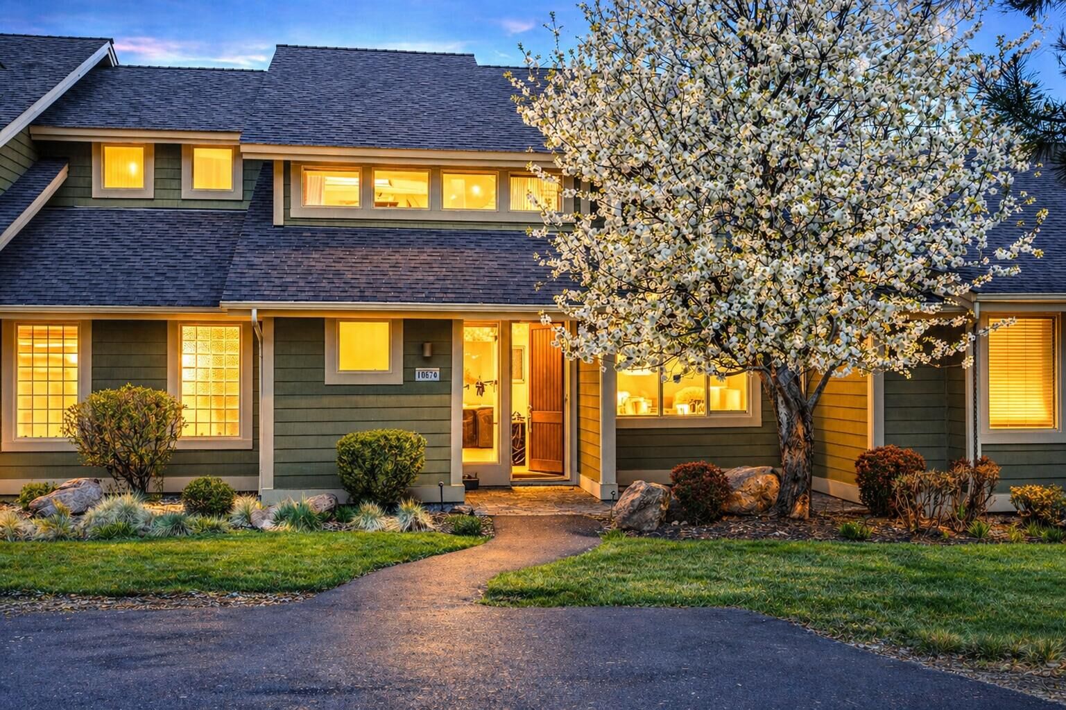 Property Photo:  10870 Village Loop  OR 97756 