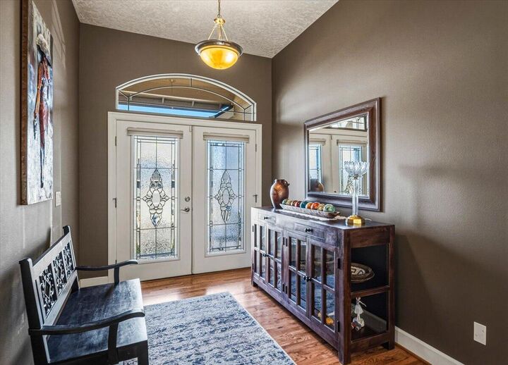 Property Photo:  4010 SW Majestic Avenue  OR 97756 