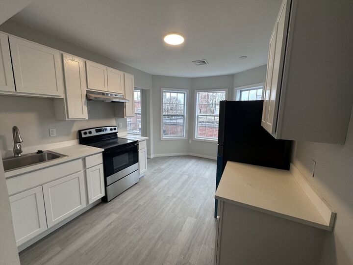 Property Photo:  20 Hysil Avenue 7  MA 02150 