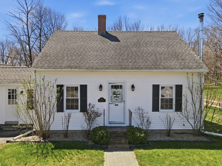 Property Photo:  42 Bacon Street  MA 01473 