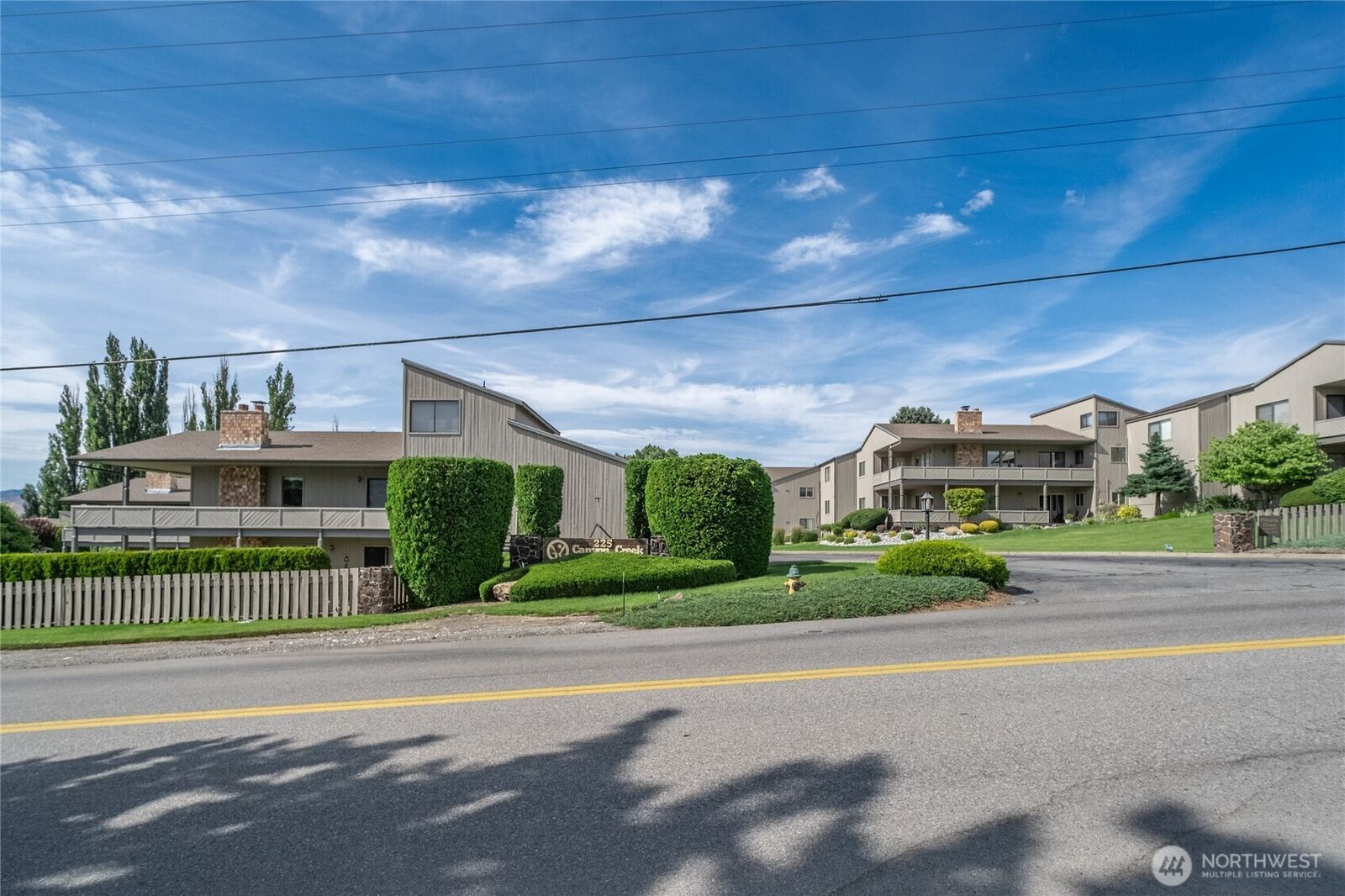 Property Photo:  225 NE 19th Street 31  WA 98802 