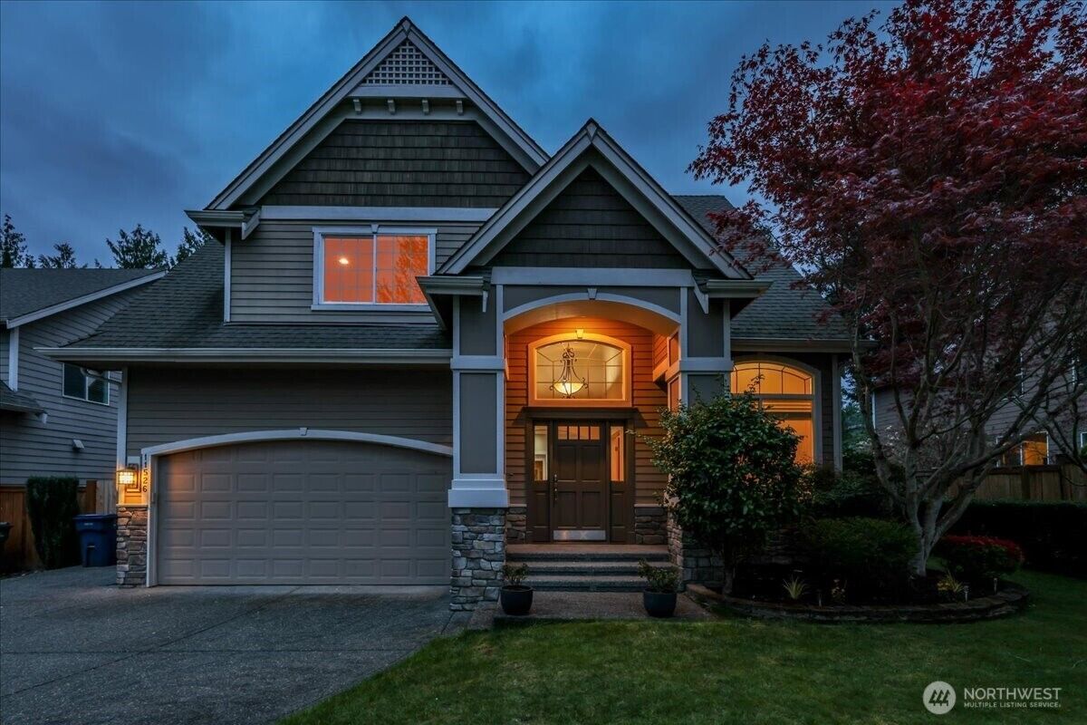 Property Photo:  11526  160th Court NE  WA 98052 