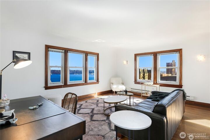 Property Photo:  301 N Tacoma Avenue 403  WA 98403 