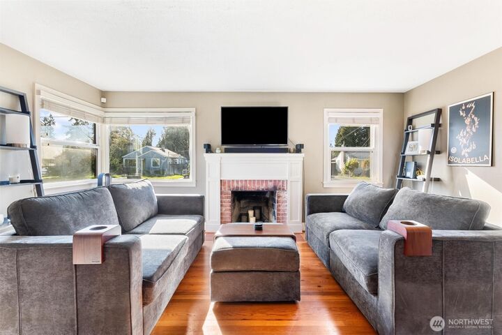 Property Photo:  10010  13th Avenue NW  WA 98177 