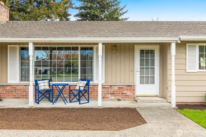 Property Photo:  5200  110th Place NE  WA 98271 