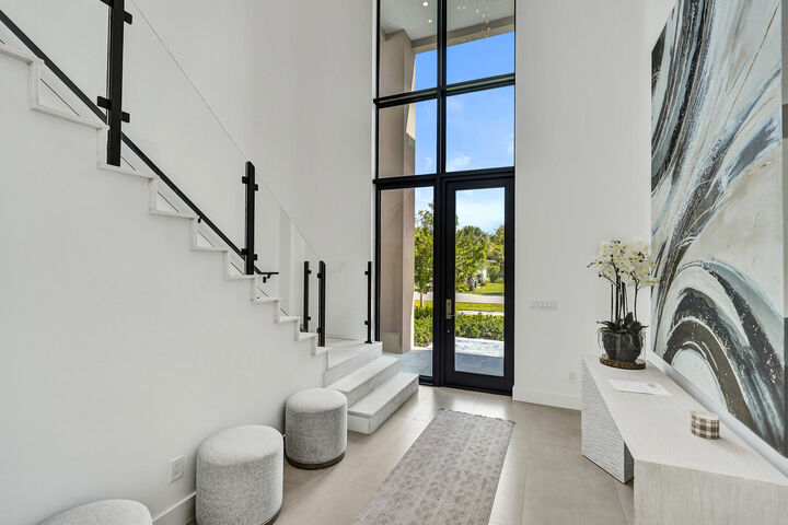 Property Photo:  235 NE 11th Street  FL 33444 