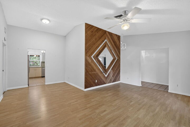 Property Photo:  2551 NW 98th Terrace  FL 33065 