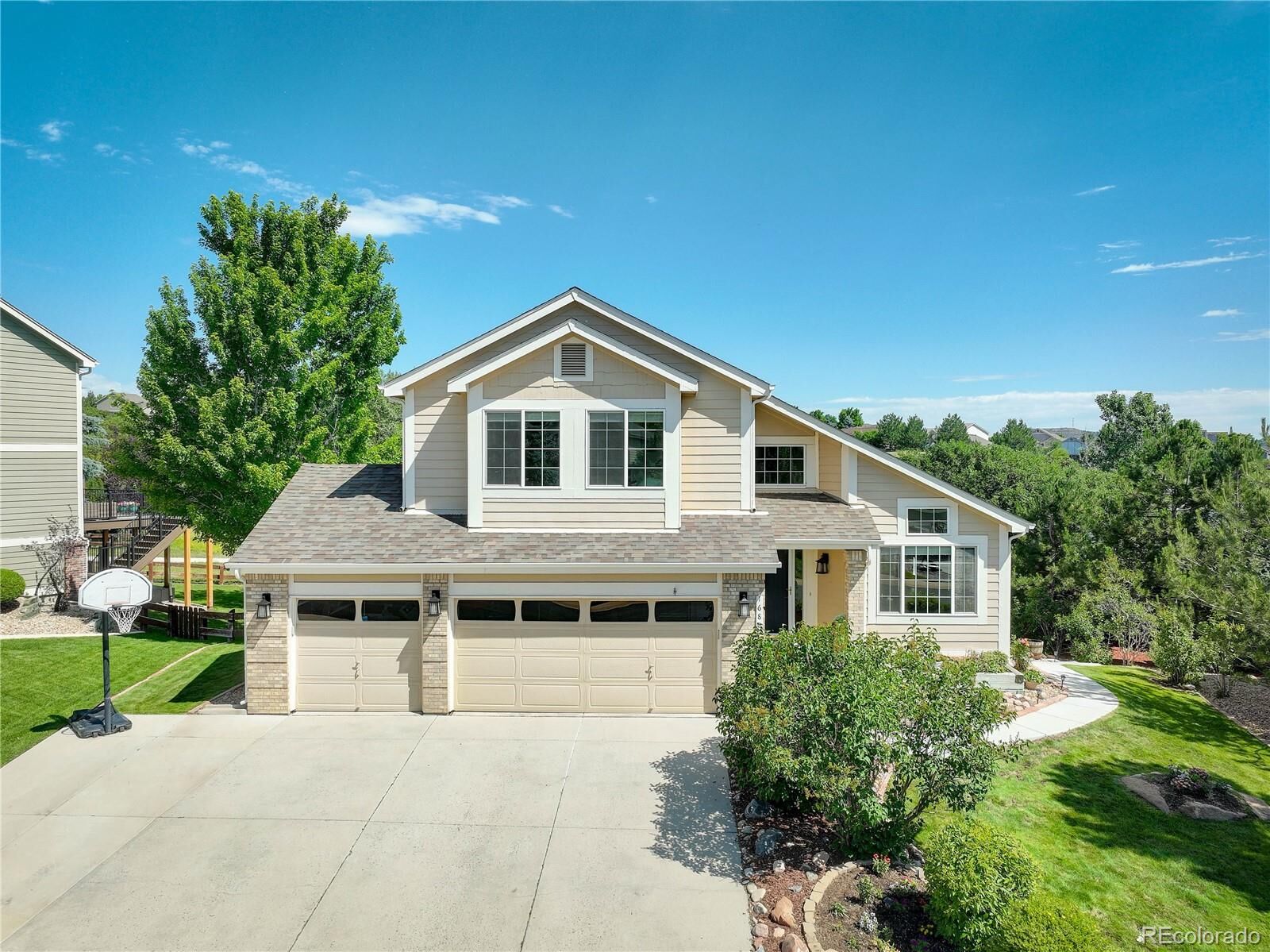 Property Photo:  1680 Marsh Hawk Circle  CO 80109 