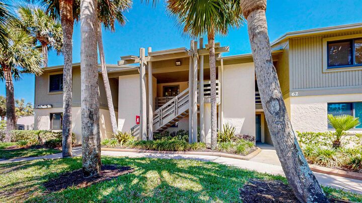 Property Photo: 65 Village Del Prado Cir FL 32080
