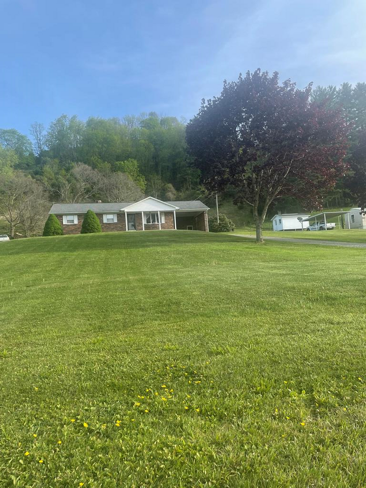 Property Photo:  144 Harrison Road  VA 24630 