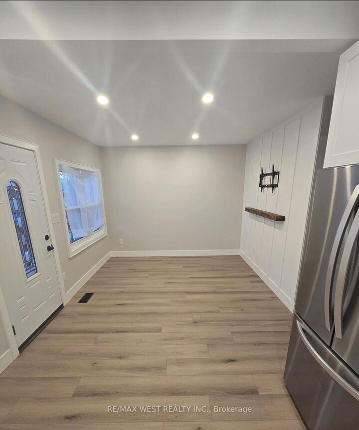 Property Photo: 413 Paling Avenue ON L8H 5K3