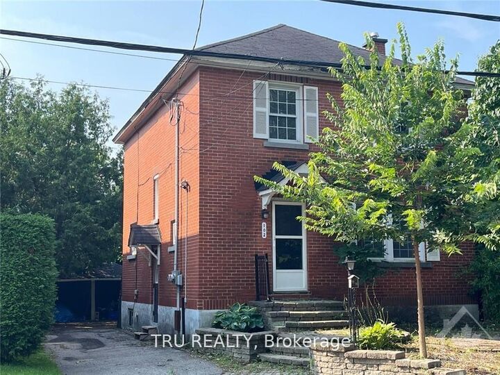Property Photo: 102 Putman Avenue ON K1M 1Z6