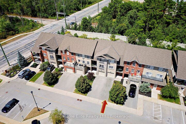 Property Photo: 57 Ferndale Drive S 7 ON L4N 5T6