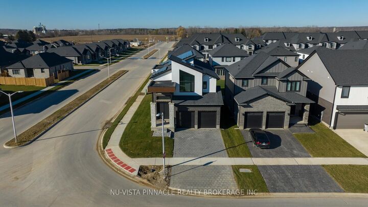 Property Photo: 260 Crestview Drive ON N0L 1R0