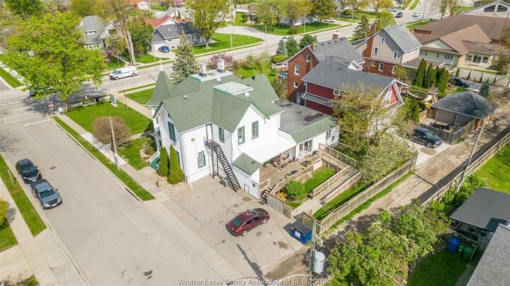 Property Photo: 122 Talbot St. S ON N8N 1B4
