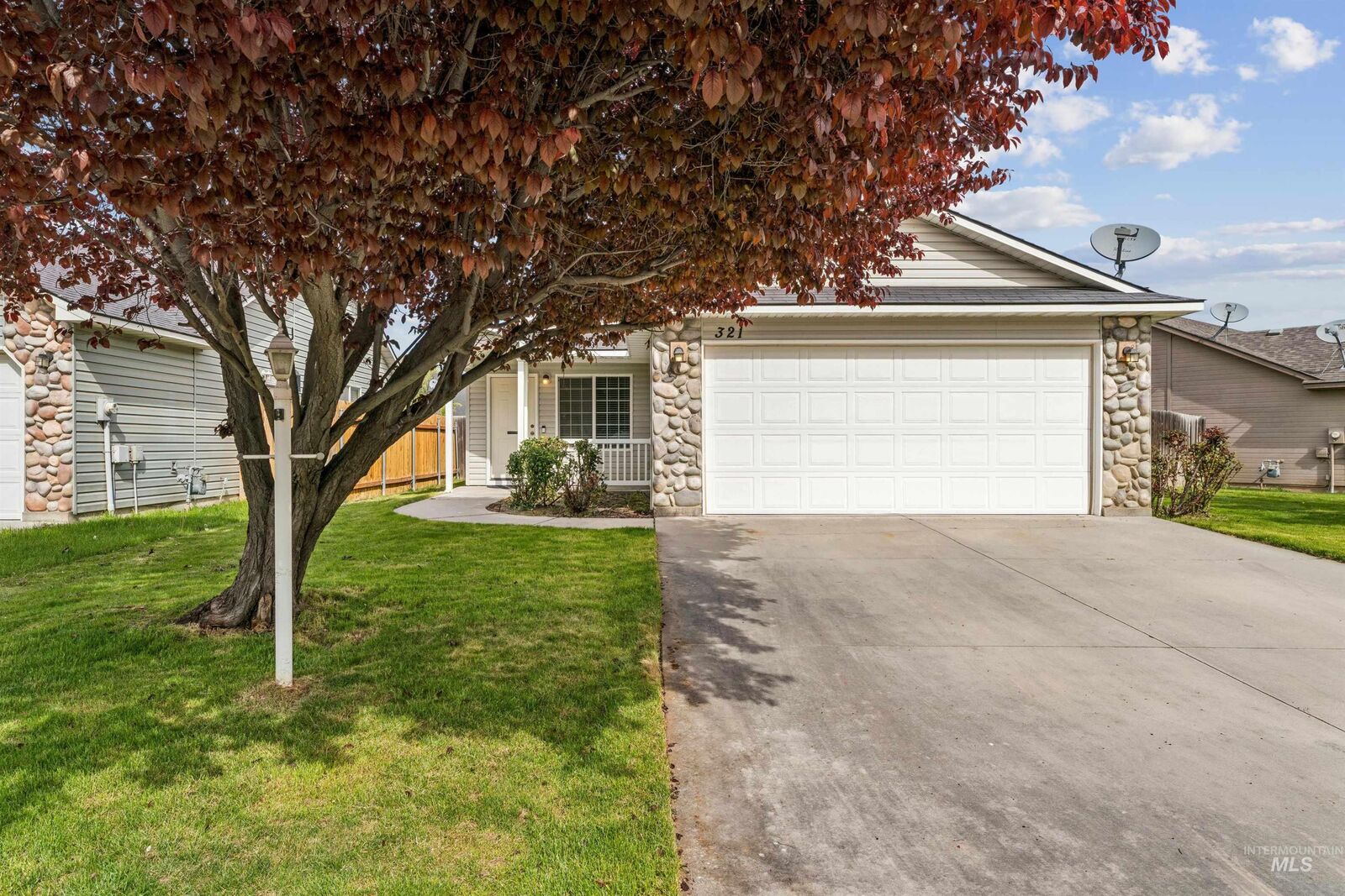 Property Photo: 321 Pietra Way ID 83605
