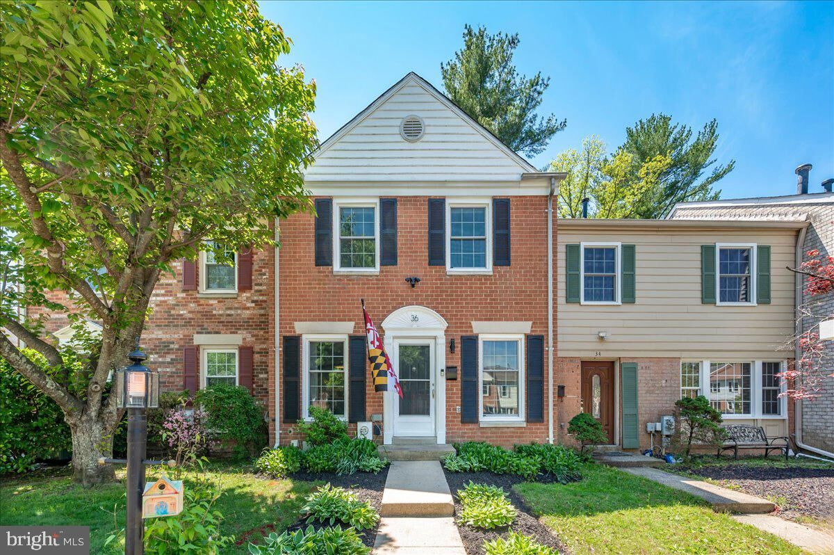 Property Photo:  36 Castle Court  MD 20878 