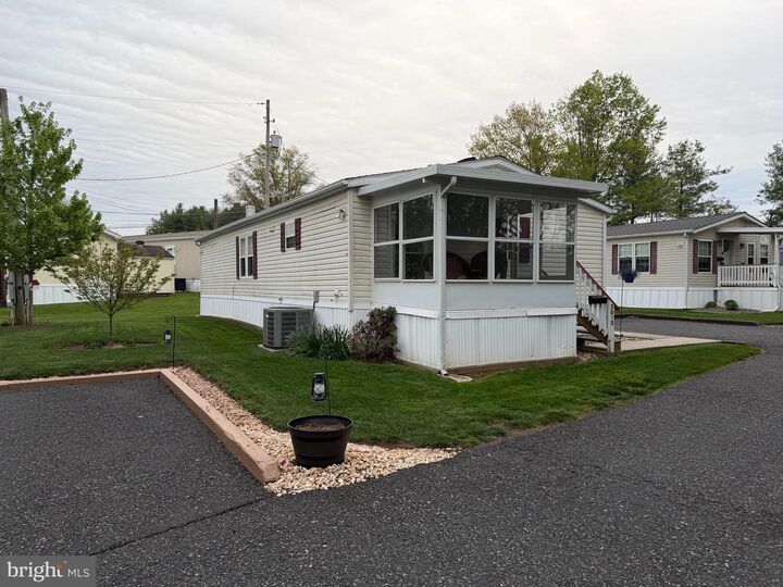 Property Photo:  3013 Walnut Lane  PA 18969 