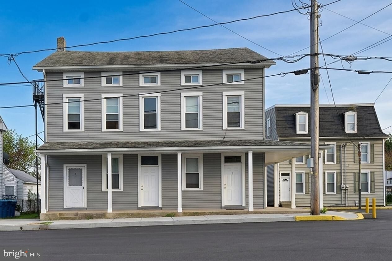 Property Photo:  8 E Broadway  PA 17319 
