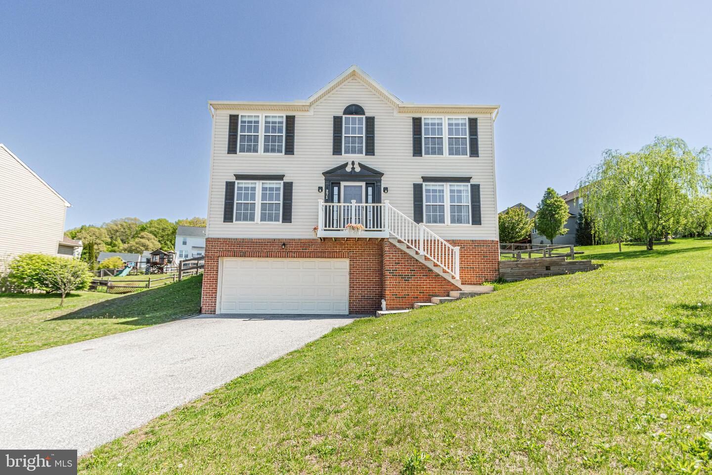Property Photo:  271 Courtney Court  PA 17362 