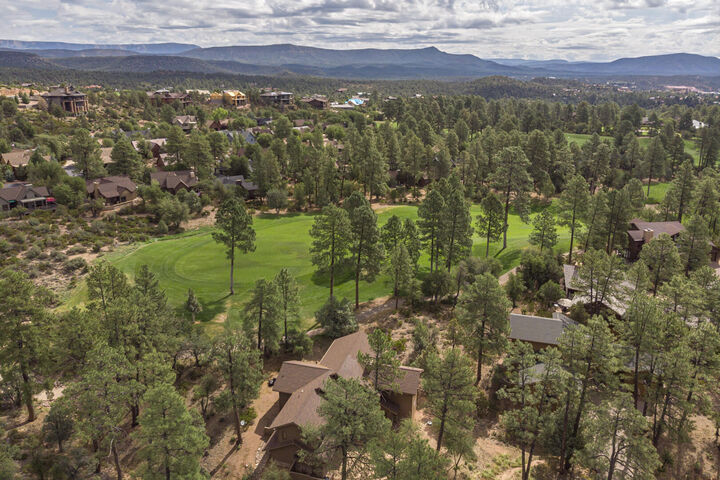 Property Photo: 2406 E Scarlet Bugler Circle AZ 85541