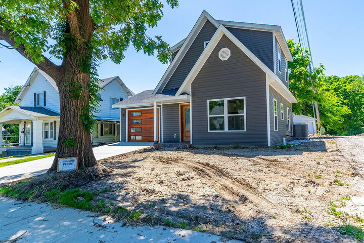 Property Photo: 211 Brinkerhoff St MO 65270