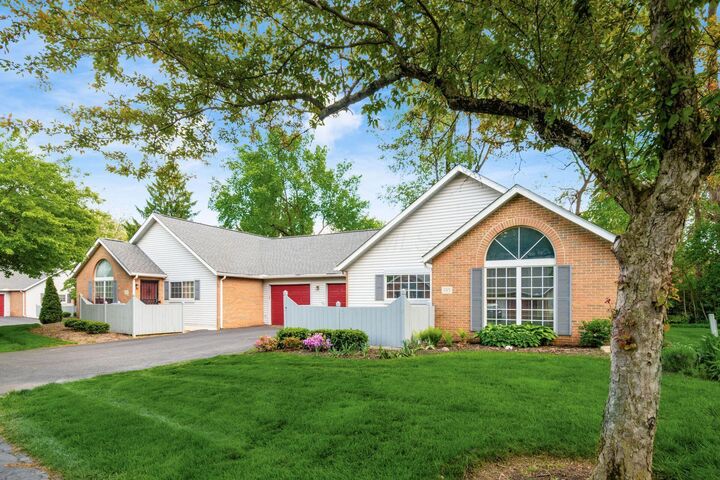 Property Photo: 195 Timbers Drive OH 43230
