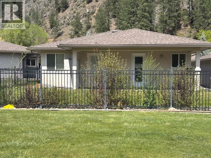 Property Photo: #12 707 76th Avenue BC V0H 1H0
