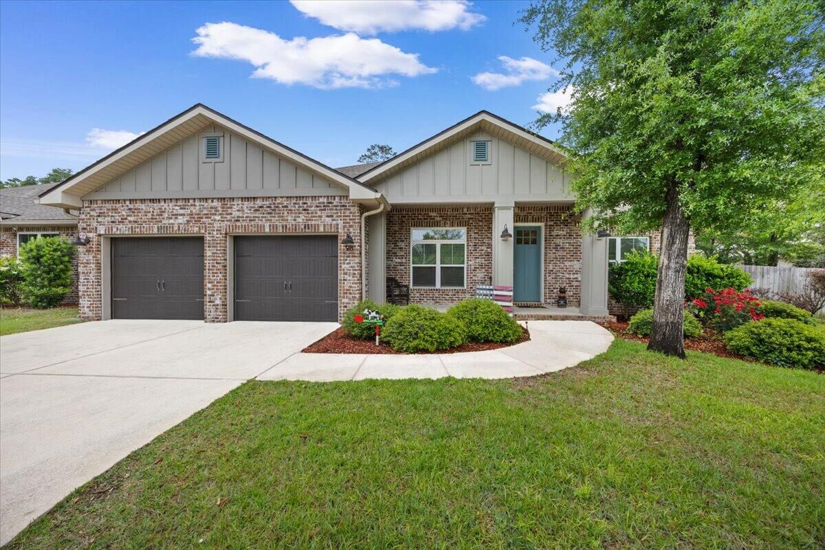 Property Photo:  98 Star Drive  FL 32547 