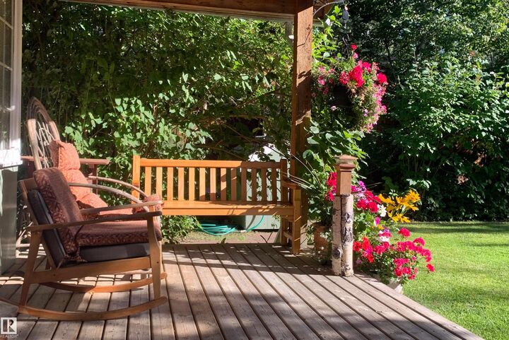 Property Photo:  85 Poplar Bay  AB T0C 1X0 