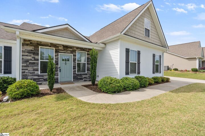 Property Photo:  9 Judge Looper Court  SC 29690 