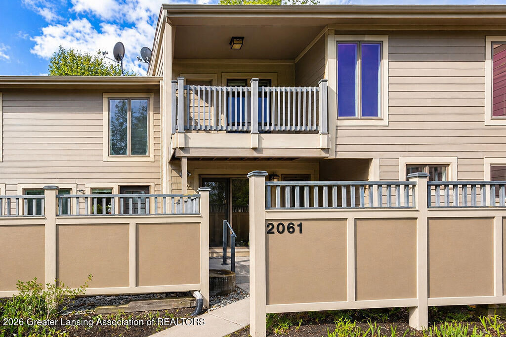 Property Photo:  2061 Hamilton Road  MI 48864 
