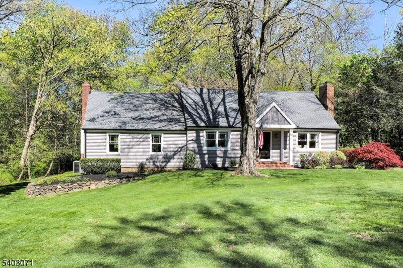 Property Photo:  12 Rocky Ln  NJ 07920 
