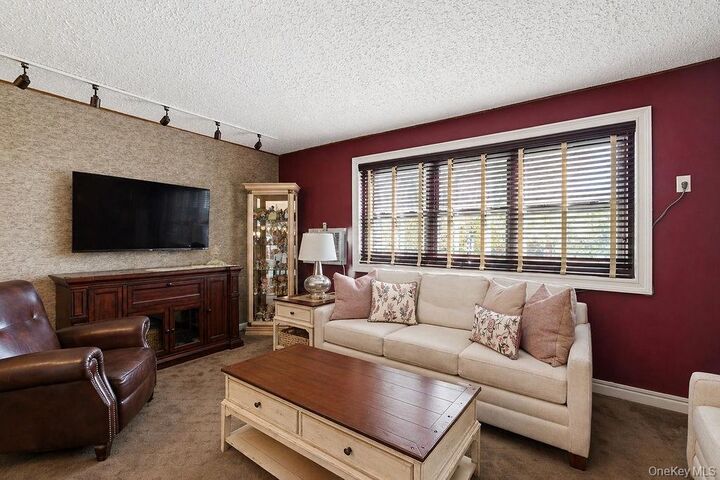 Property Photo: 155-42 81st Street 119 Cu NY 11414
