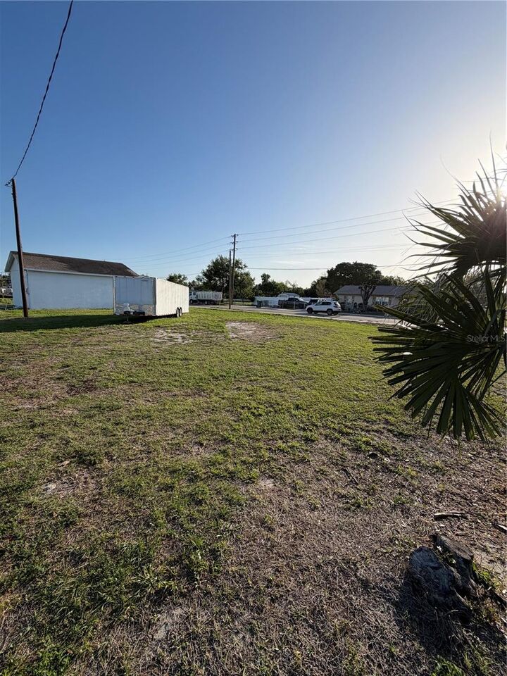 Property Photo:  2613 7th Avenue E  FL 34208 