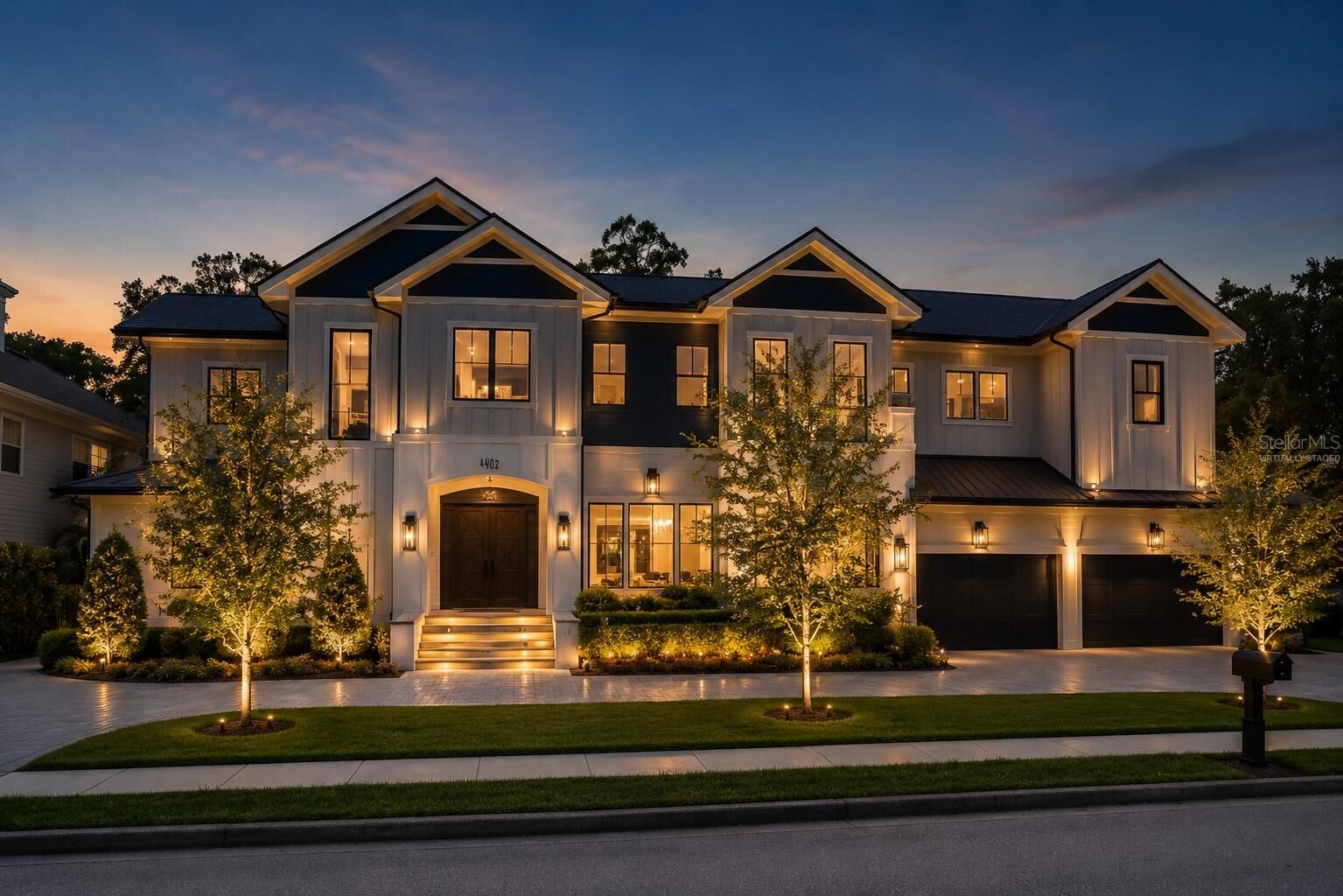 Property Photo: 4402 W Beach Park Drive FL 33609