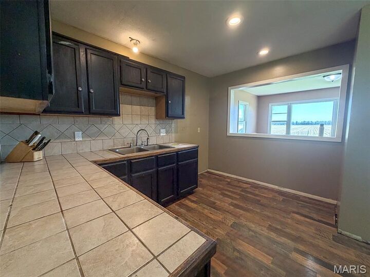 Property Photo:  17251 County Road 214  MO 63730 