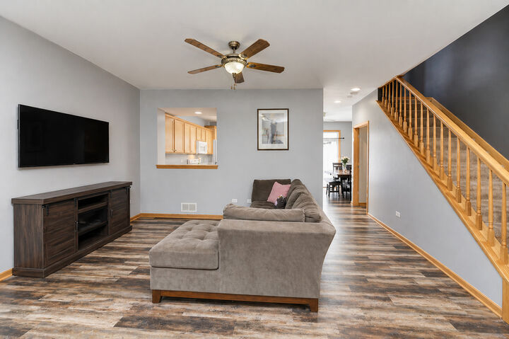 Property Photo:  8810 W 84th Place D  IL 60458 