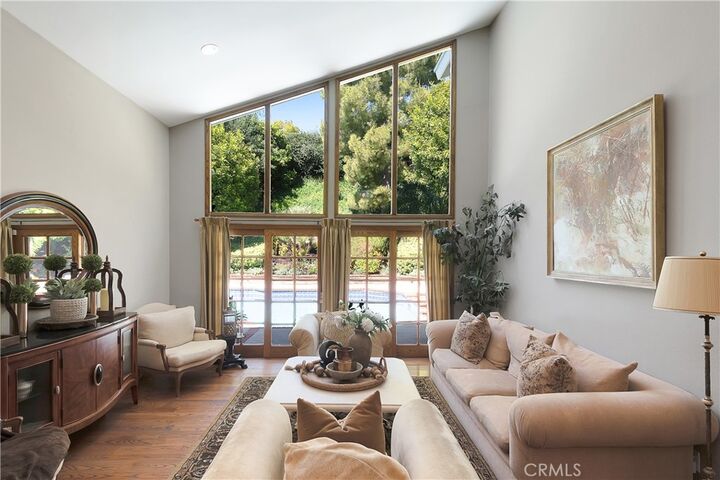 Property Photo:  22815 Sparrowdell  CA 91302 