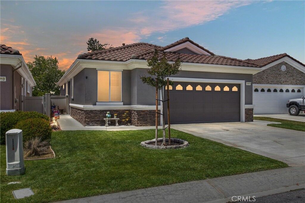 Property Photo: 1717 Scottsdale CA 92223