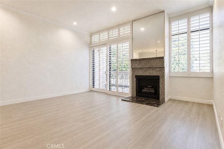 Property Photo:  10470 Riverside 102  CA 91602 