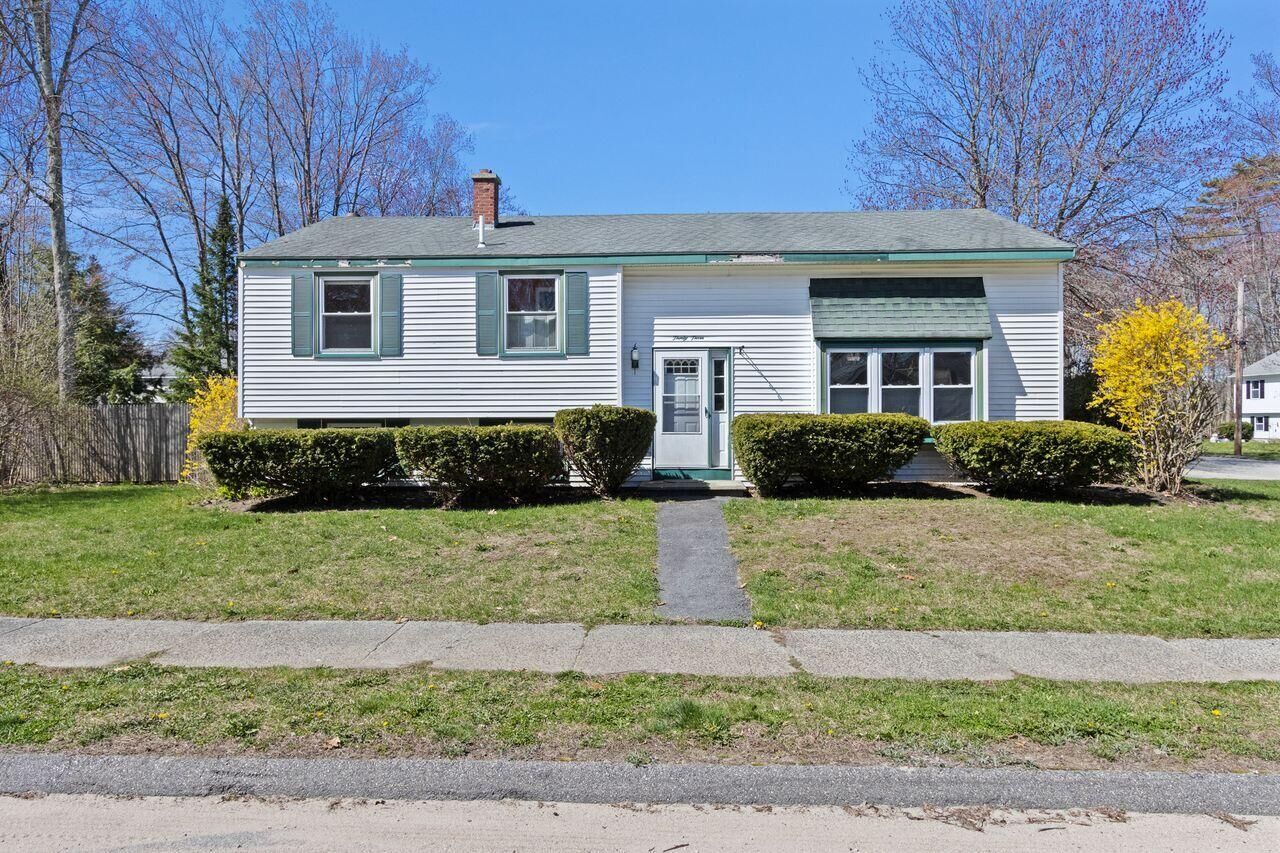 Property Photo:  33 Sokokis Street  ME 04106 