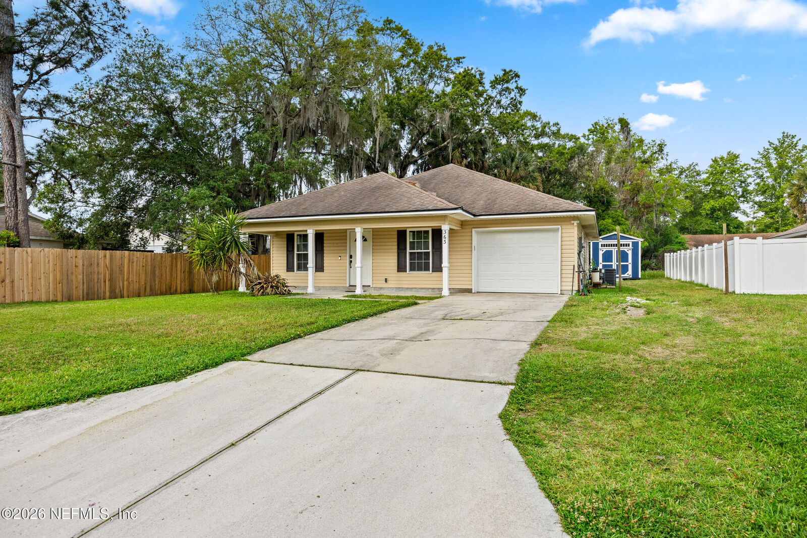Property Photo: 363 Roberts Street N FL 32043