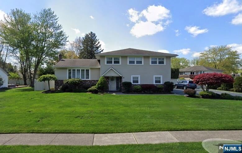 Property Photo:  8 Amboy Drive  NJ 07470 