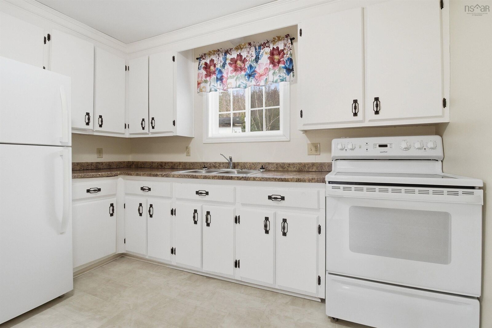 Property Photo: 1163 King Street NS B4V 1C3