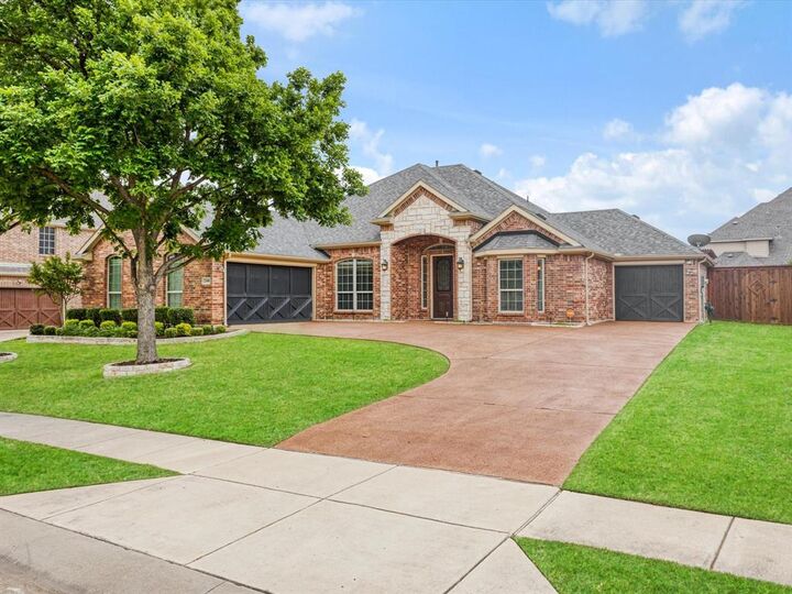 Property Photo:  2300 Nocona Drive  TX 75078 