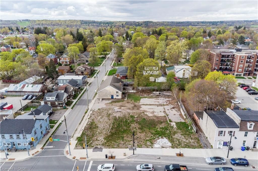 Property Photo: 868 King Street E ON N3H 3P2