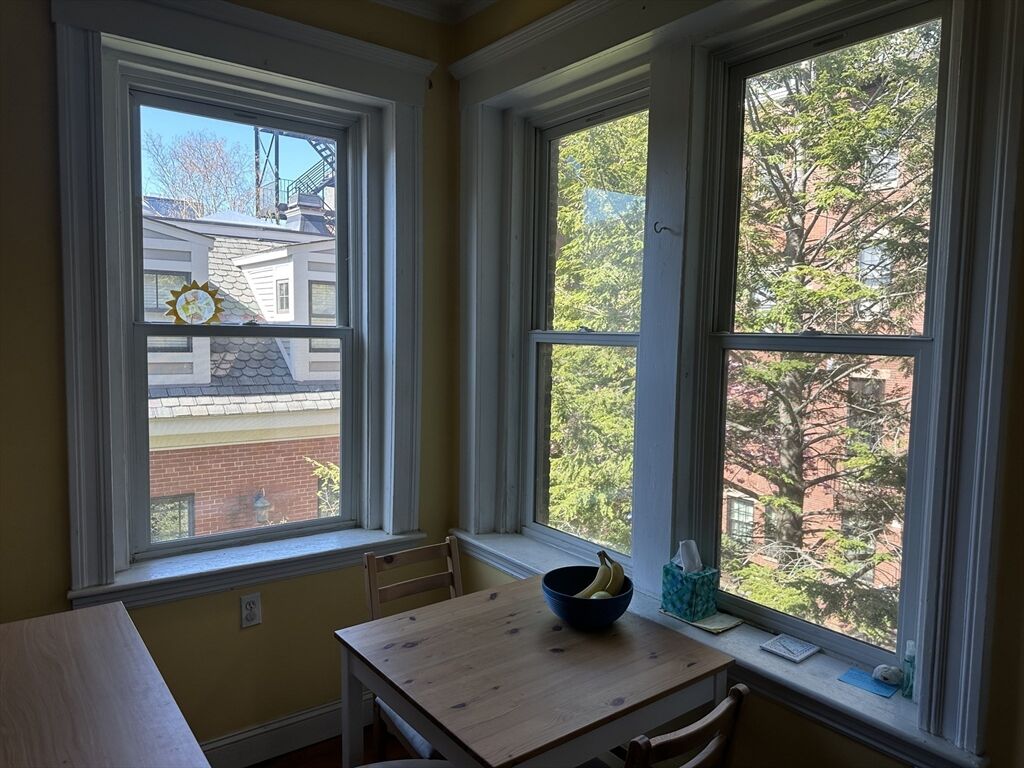 Property Photo:  64 Chestnut Street 2  MA 02129 